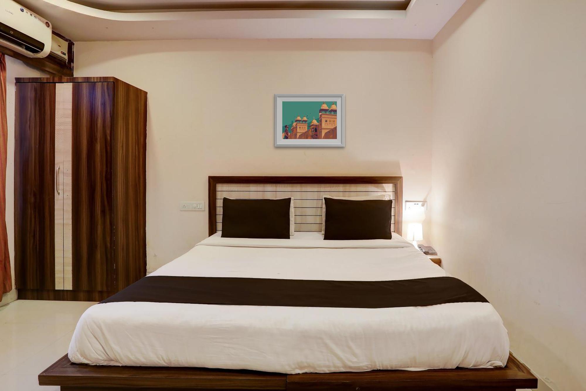 Super Hotel O Vaishnavi Inn Hajdarábád Exteriér fotografie